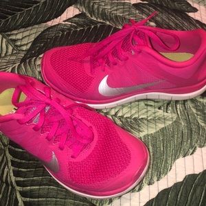 Nike running shoes free run
